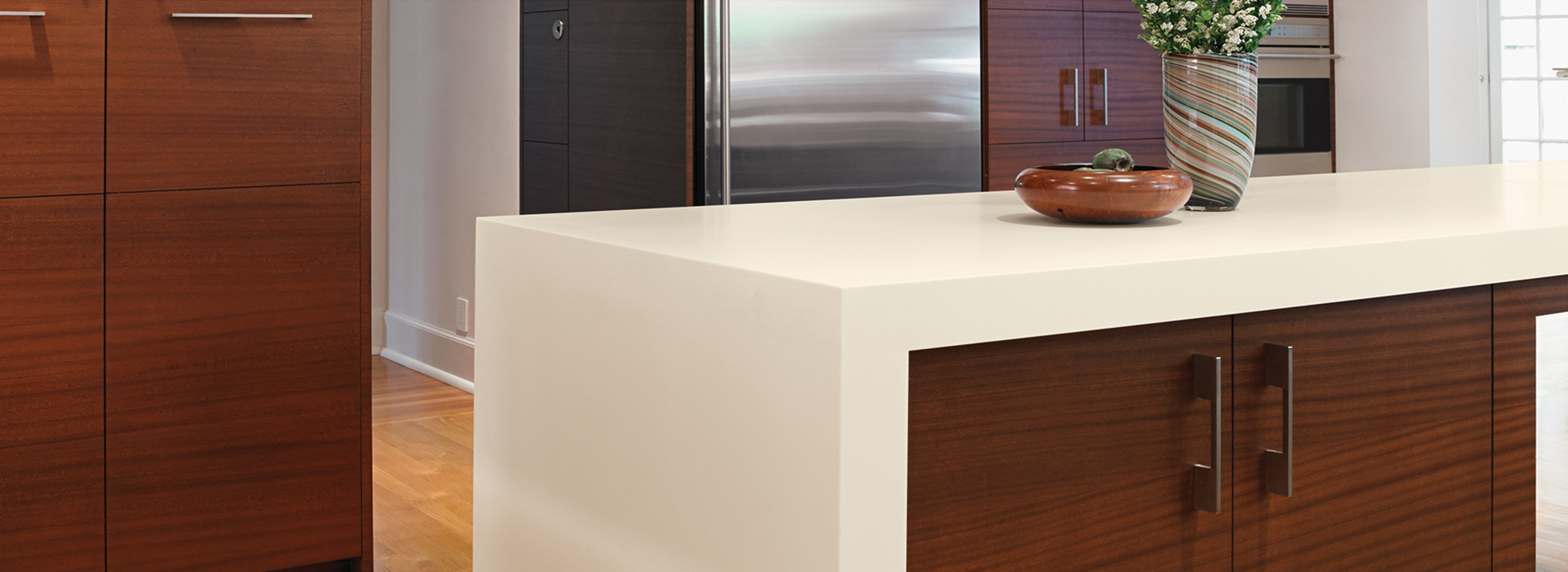 white Formica Counter: image from