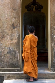 Monk robe.jpg