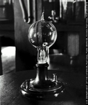 Incand.lamp Edison nps.gov.jpg